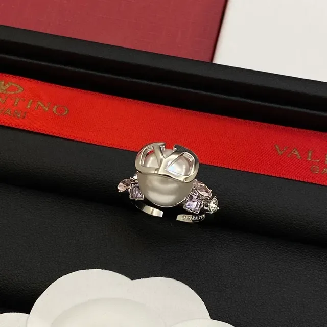Valentino VLTN Pearl and Crystal Adjustable Rings 5