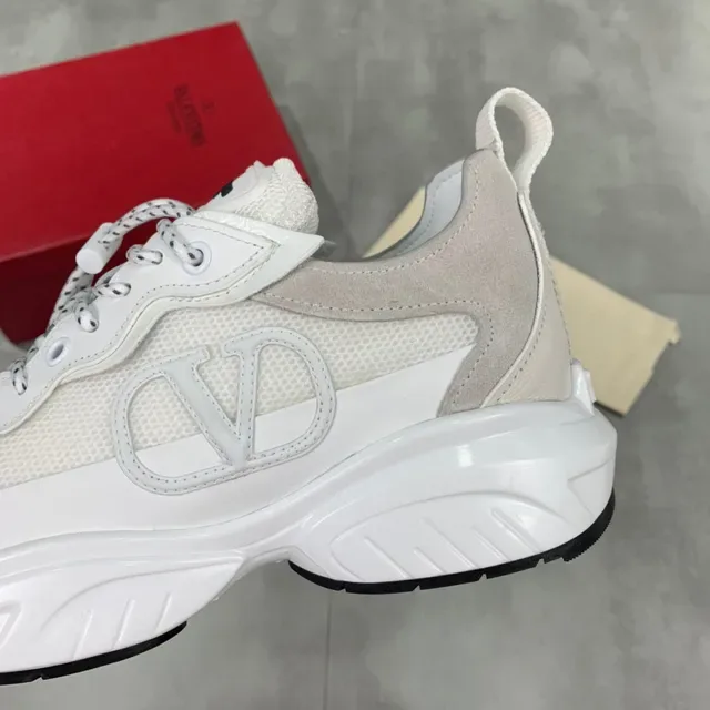 Valentino Blanc Beige Semelle Maille Et Daim Supérieur Sneakers Chunky 4