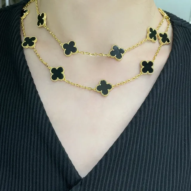 Van Cleef & Arpels Alhambra 20 Motif colar de ônix preto e ouro 7