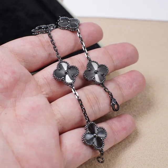 Van Cleef & Arpels Alhambra Black and Silver Five Motif Bracelet 5