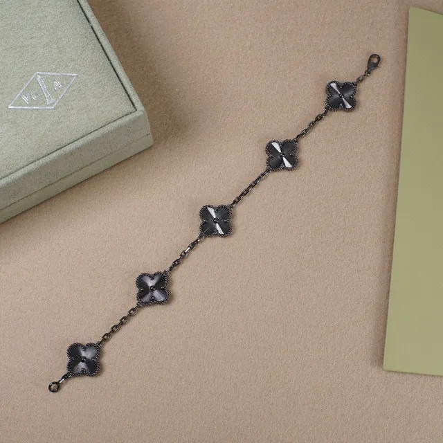 Van Cleef & Arpels Alhambra Black and Silver Five Motif Bracelet 7