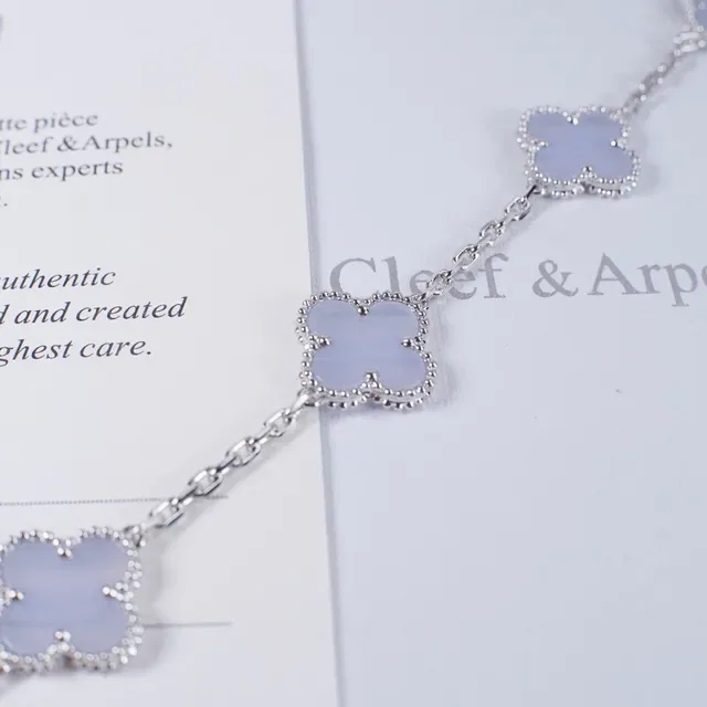 Van Cleef & Arpels Alhambra Five Motif 浅薰衣草石 手链 7