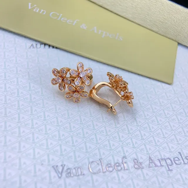 Van Cleef & Arpels Alhambra 花 Pavé 耳环 8