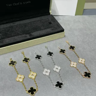 Van Cleef & Arpels Alhambra 四叶草手链