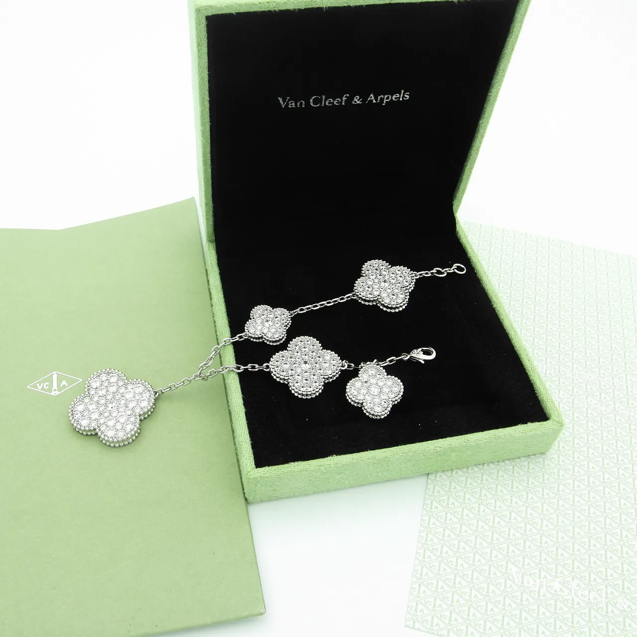 Van Cleef & Arpels Alhambra Triple Clover Pendant Necklace 6