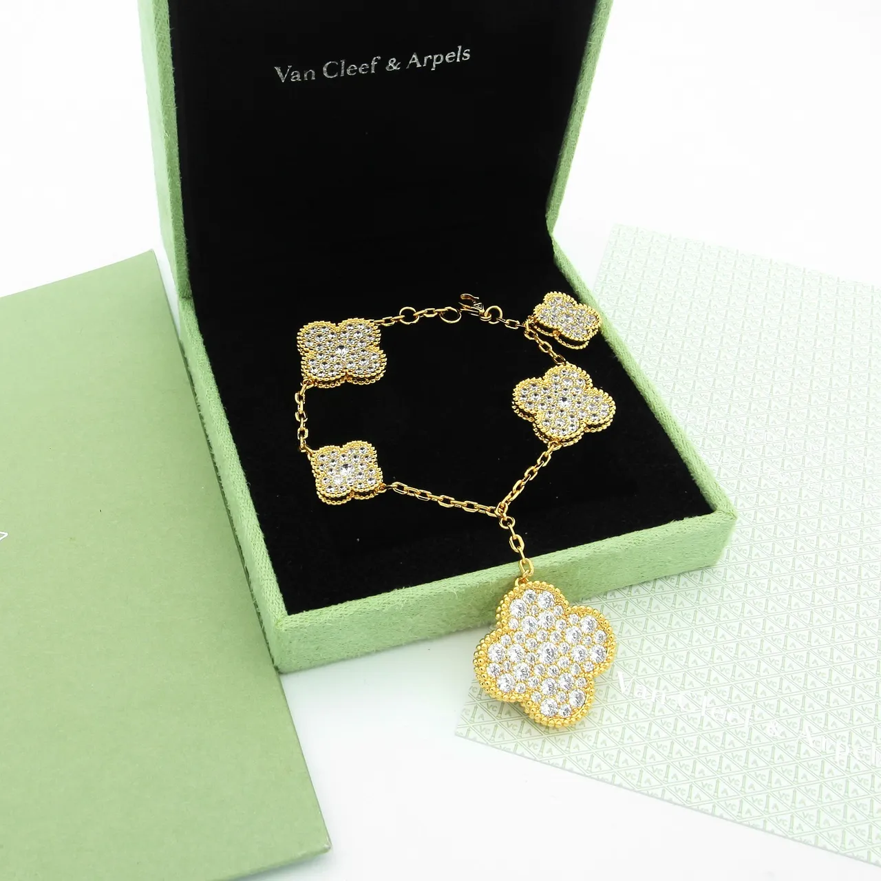 Van Cleef & Arpels Alhambra Triple Clover Pendant Necklace 7