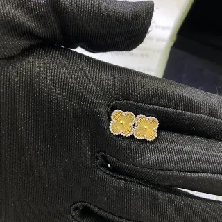 Van Cleef & Arpels Alhambra 黄K金和钻石耳钉
