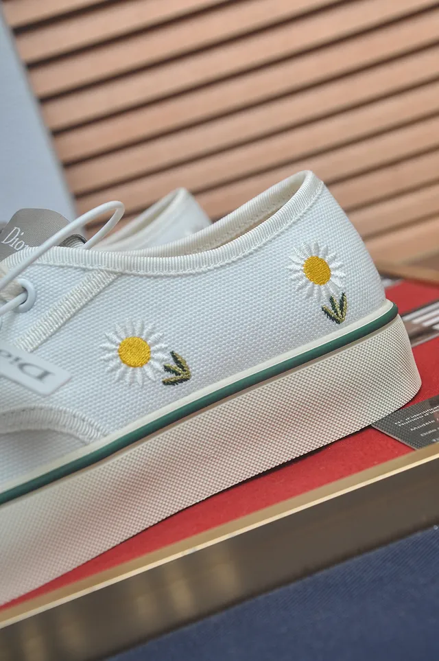 Vans Era White Green Canvas Upper Embroidered Daisies Skateboard Shoes 2