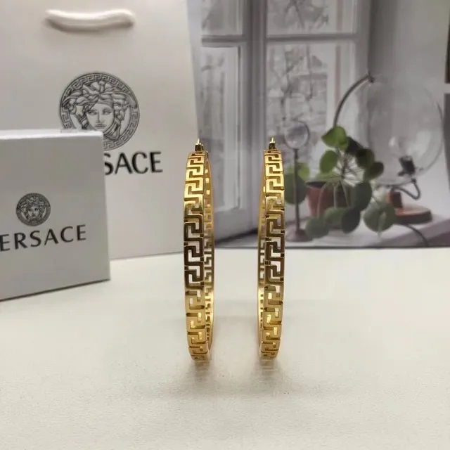 Versace Greca Odissea 古金色希腊钥匙圈形手链 2