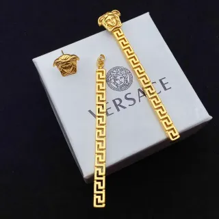 Versace Greca Odissea Boucles d'oreilles Tête de Méduse et Clé Grecque Doré