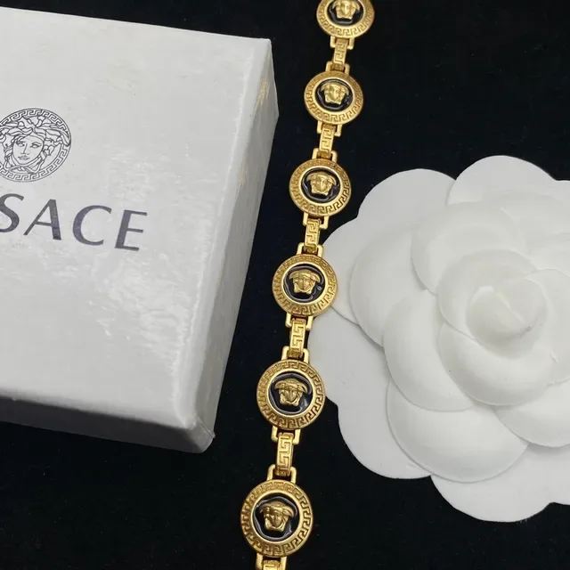 سوار Versace Greca Odissea Medusa Medallion ذهبي أسود مينا 4