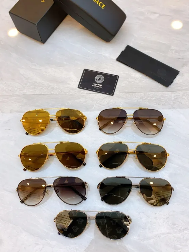Versace Medusa Aviador Dorado y Azul Marino Gafas de Sol 2
