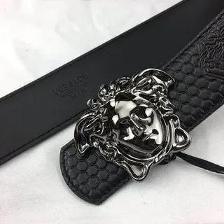 Versace Medusa Belt 黑色六边形绗缝皮革腰带