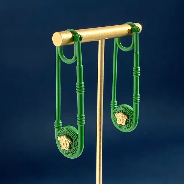 Versace Medusa Safety Pin Brincos Rosa e Dourado 2
