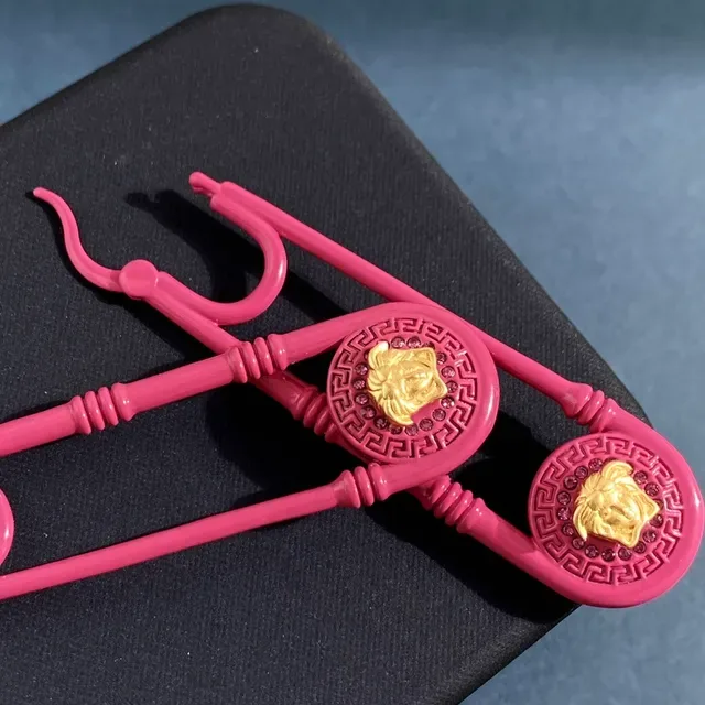 Versace Medusa Safety Pin Brincos Rosa e Dourado 5