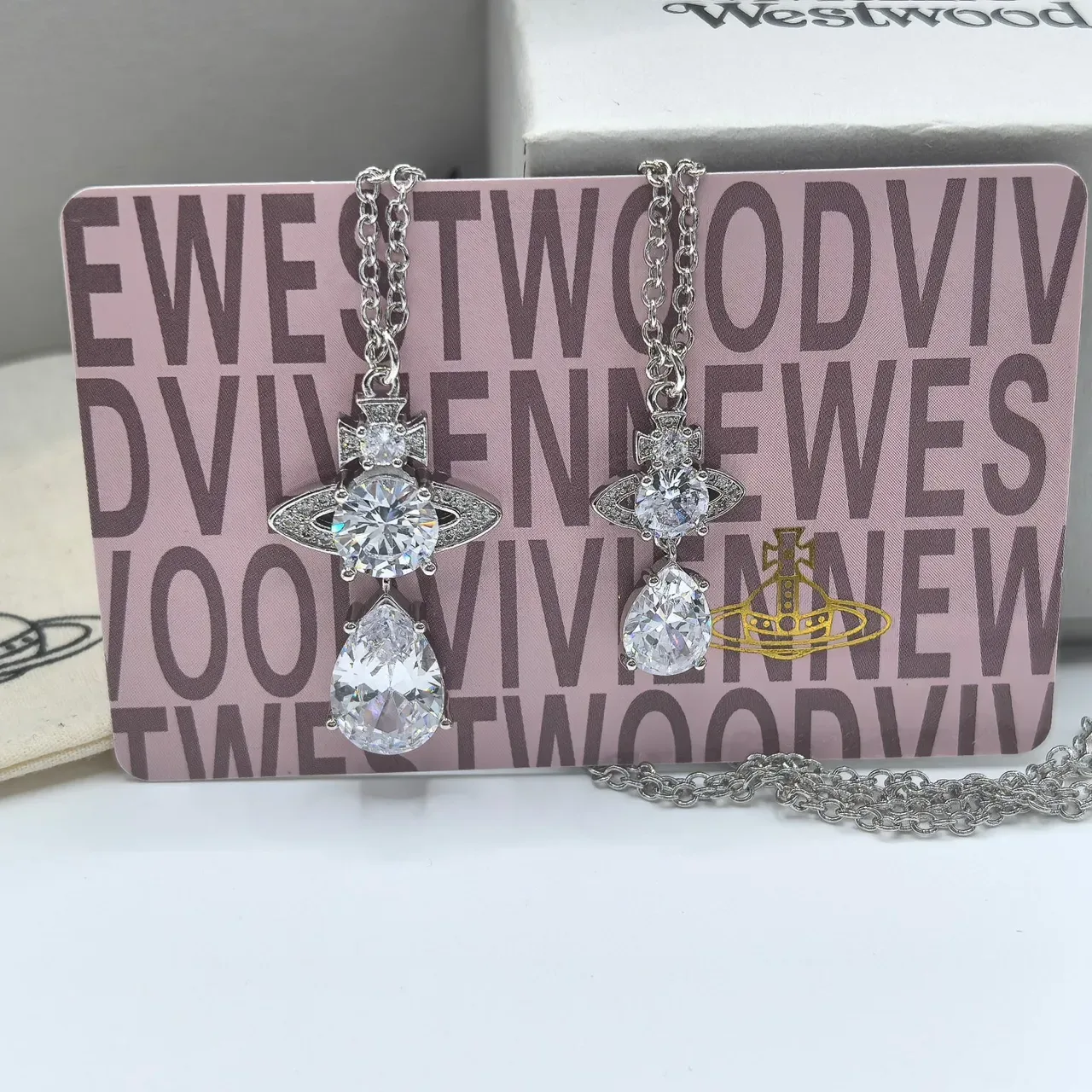 Vivienne Westwood Orb Pendant Necklace Gold Silver Motif Teardrop Crystal Dangle Necklace 4