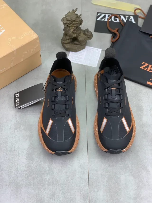 Zegna أحذية رياضية أسلوب حياة أسود و بني مع النعل الوسطي speckled 4