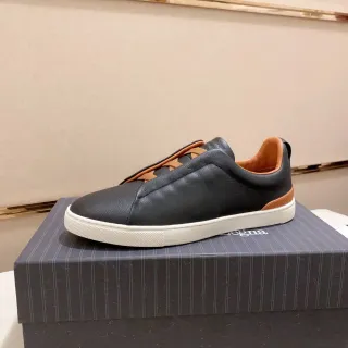 Zegna काले और भूरे चमड़े की बिना लेस वाली लाइफस्टाइल स्नीकर