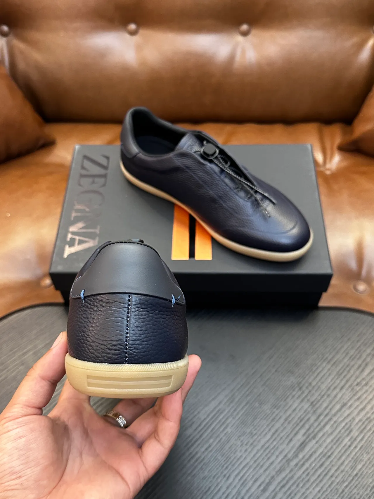 Zegna Loafer काला भूरा पेब्ल्ड लेदर साइड जिपर क्लोजर Loafer 3