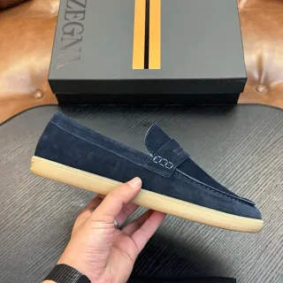 Zegna Navy Beige Suede Penny Strap लूफर