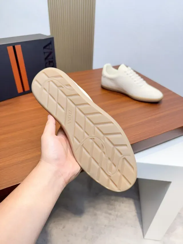 Zegna Off-White 皮革纹理生活方式运动鞋 2