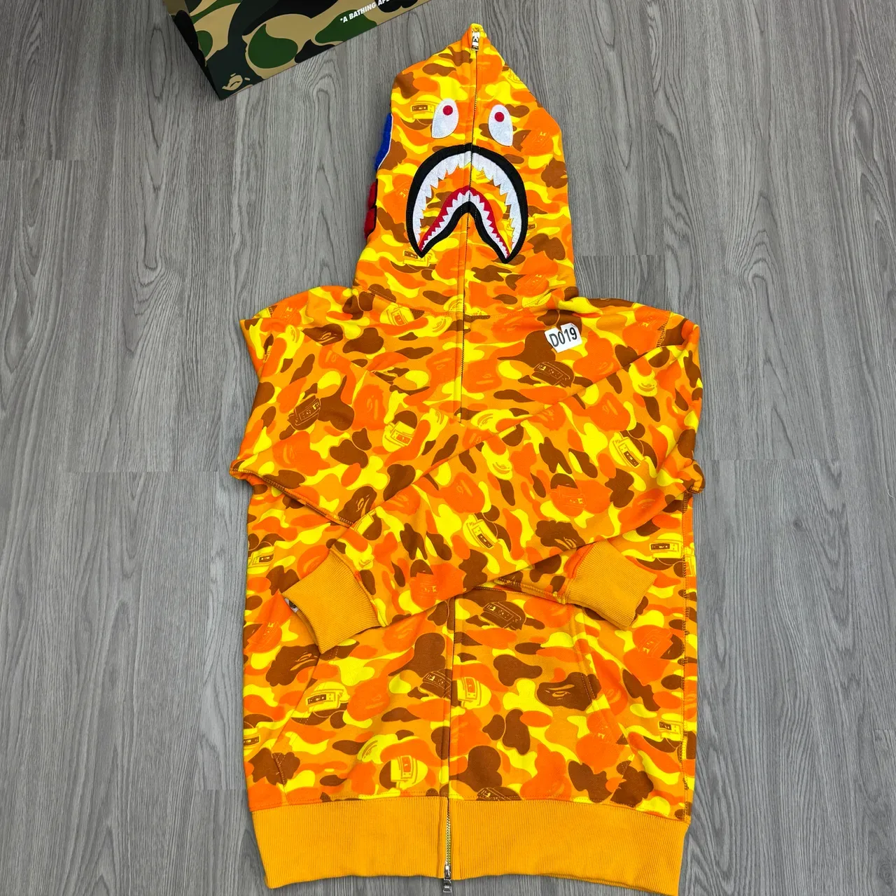 A Bathing Ape Shark Orange Jaune Hoodie à capuche à fermeture éclair 3