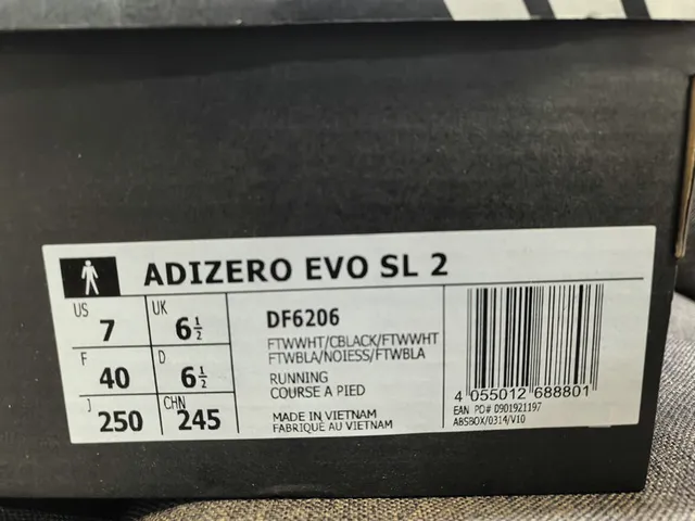 Adidas Adizero Evo SL 2 浅蓝色黑色跑鞋 2