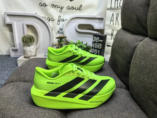 Adidas Adizero Evo SL 2 浅蓝色黑色跑鞋 21