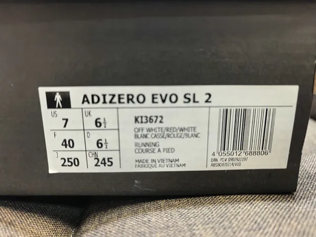 Adidas Adizero Evo SL 2 浅蓝色黑色跑鞋 22