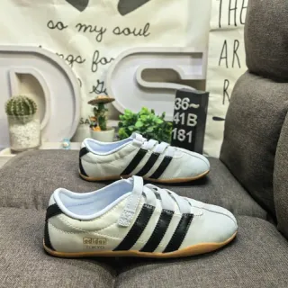Adidas بيج أسود بدون أربطة حزام فيلكرو لوح جانبي ثلاث خطوط حذاء أسلوب حياة