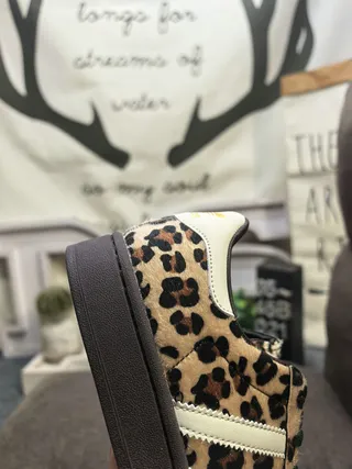 Adidas Tênis Lifestyle Bege Preto Impressão Leopardo Branco Três Listras 3