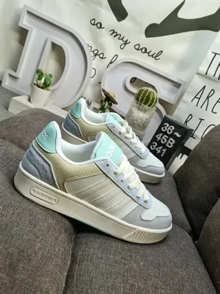 Adidas 米白 低帮 麂皮和纺织面料上部 生活方式运动鞋 9