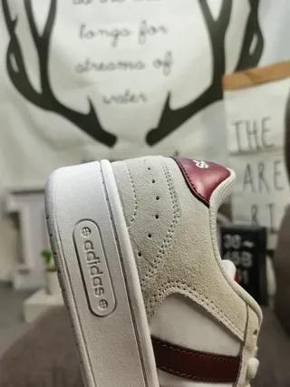 Adidas 米白 低帮 麂皮和纺织面料上部 生活方式运动鞋 13