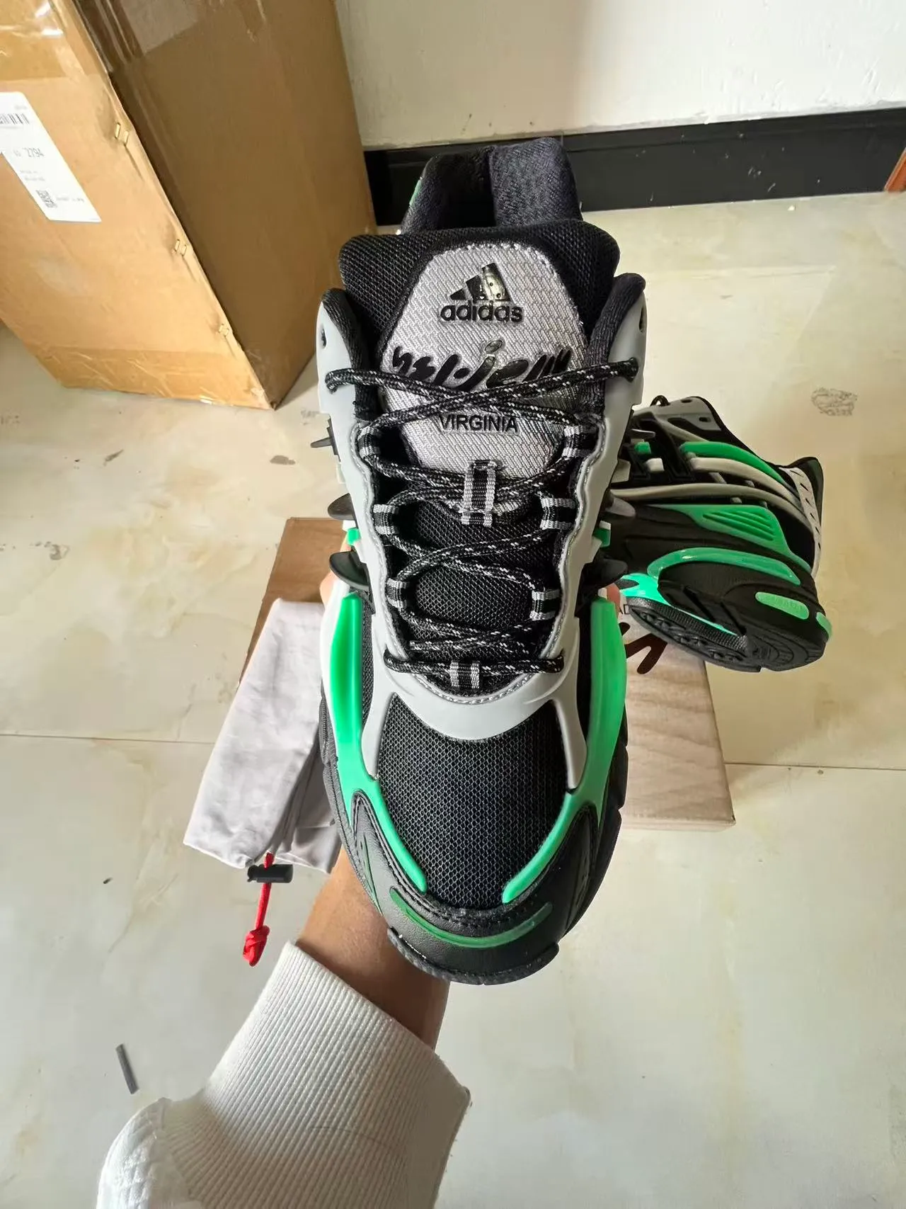 Adidas Preto Verde Sola Esculpida Cage TPU Multicamadas Tênis Chunky 3
