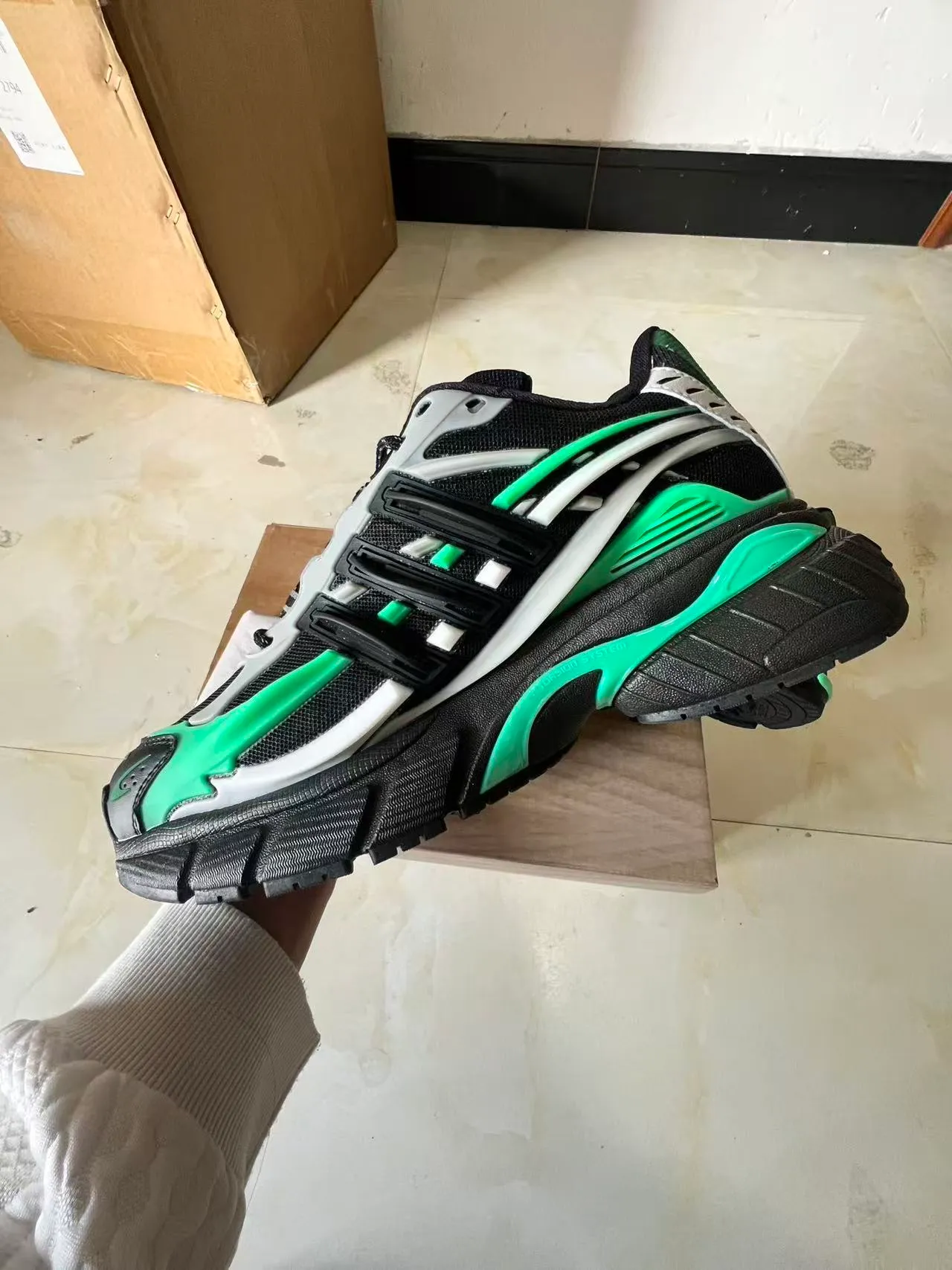 Adidas Preto Verde Sola Esculpida Cage TPU Multicamadas Tênis Chunky 5
