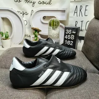 Adidas Chaussures de football indoor Noir Blanc Sans Lacets Bout Matelassé