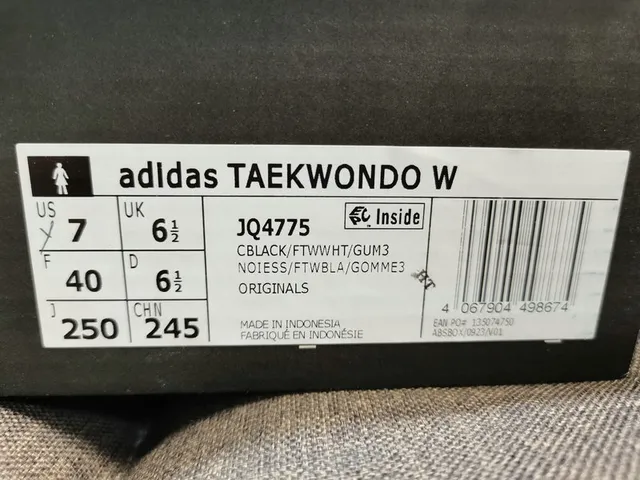 Adidas Chaussures de football indoor Noir Blanc Sans Lacets Bout Matelassé 2