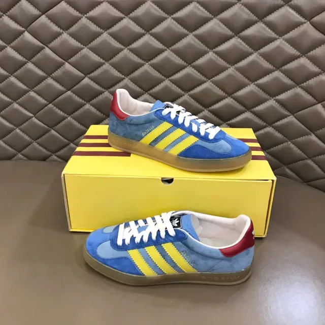 Adidas Zapatillas Lifestyle de Ante Azul y Amarillo con Tres Rayas Laterales 6