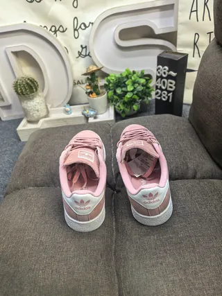 Adidas Campus أحذية رياضية أسلوب الحياة من السويد باللون الأزرق 8