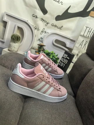 Adidas Campus أحذية رياضية أسلوب الحياة من السويد باللون الأزرق 9