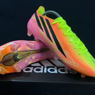 Adidas F50 Gradiente Amarillo Neón Rosa Naranja Zapatos de Fútbol para terreno firme