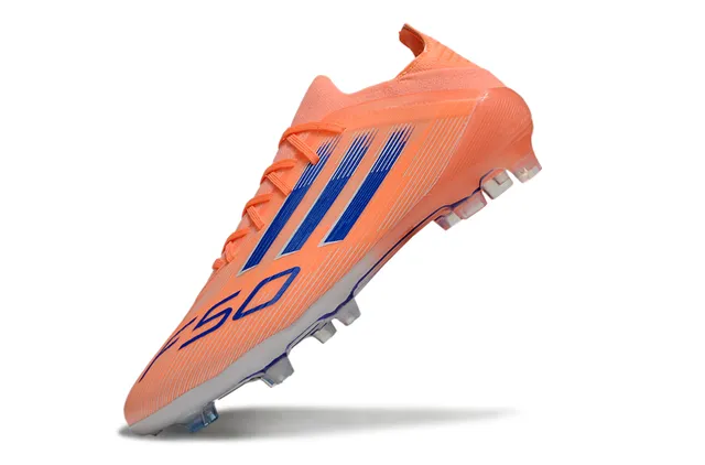 Adidas F50 नारंगी नीली लो-कट सिंथेटिक अपर थ्री-स्ट्राइप साइड ब्रांडिंग फर्म-ग्राउंड फुटबॉल जूते 3