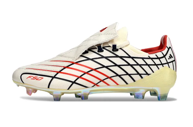 Adidas F50 Blanco Rojo Parte superior con patrón de cuadrícula Suela iridiscente translúcida Suela para terreno firme Zapatos de fútbol 16
