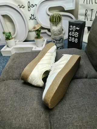 Adidas Gazelle Off-White and Brown tênis lifestyle 7