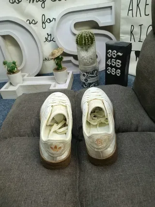 Adidas Gazelle Off-White and Brown tênis lifestyle 9
