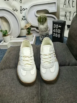 Adidas Gazelle Off-White and Brown tênis lifestyle 11
