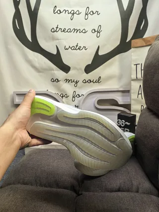 Adidas Zapatillas de Running con Upper de Tejido Gris Verde Gradiente 4