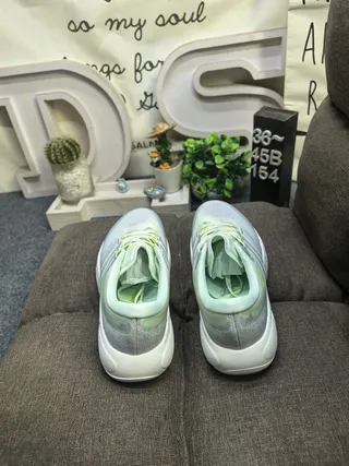 Adidas Zapatillas de Running con Upper de Tejido Gris Verde Gradiente 8