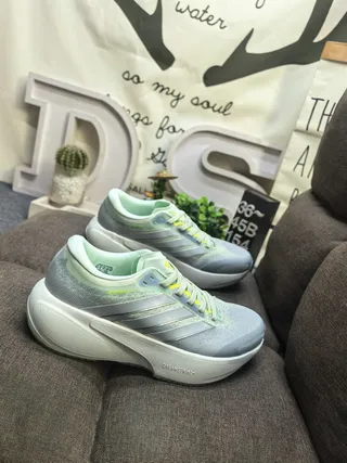 Adidas Zapatillas de Running con Upper de Tejido Gris Verde Gradiente 9