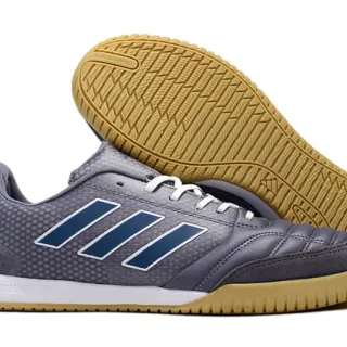 Adidas Zapatos de fútbol indoor gris marino con capuchón acolchado y panel lateral de tres rayas